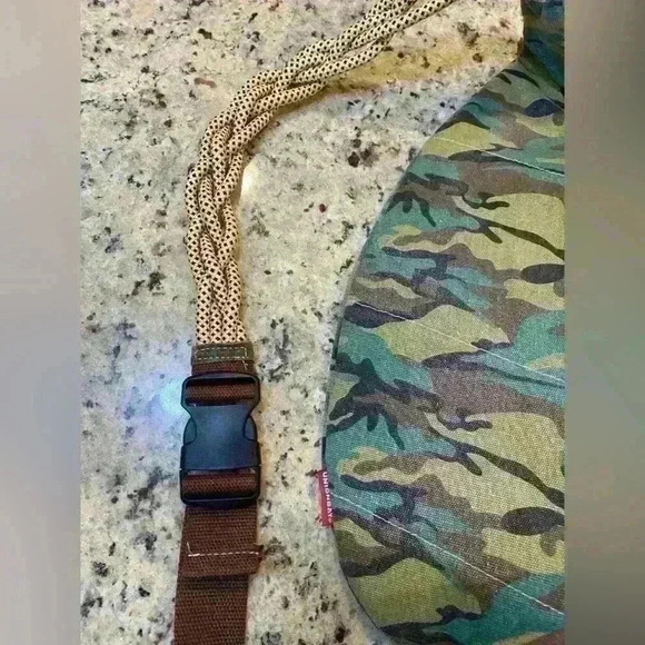 Union Bay Sling Pack - Picture 6 of 7